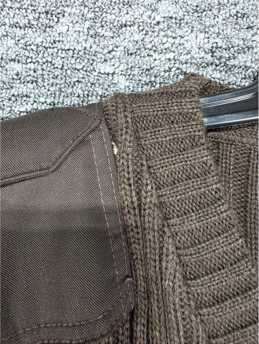 Blauer Wool Rib-Knit Pullover Sweater Mens XL Brown V-Neck Long Sleeve Patch